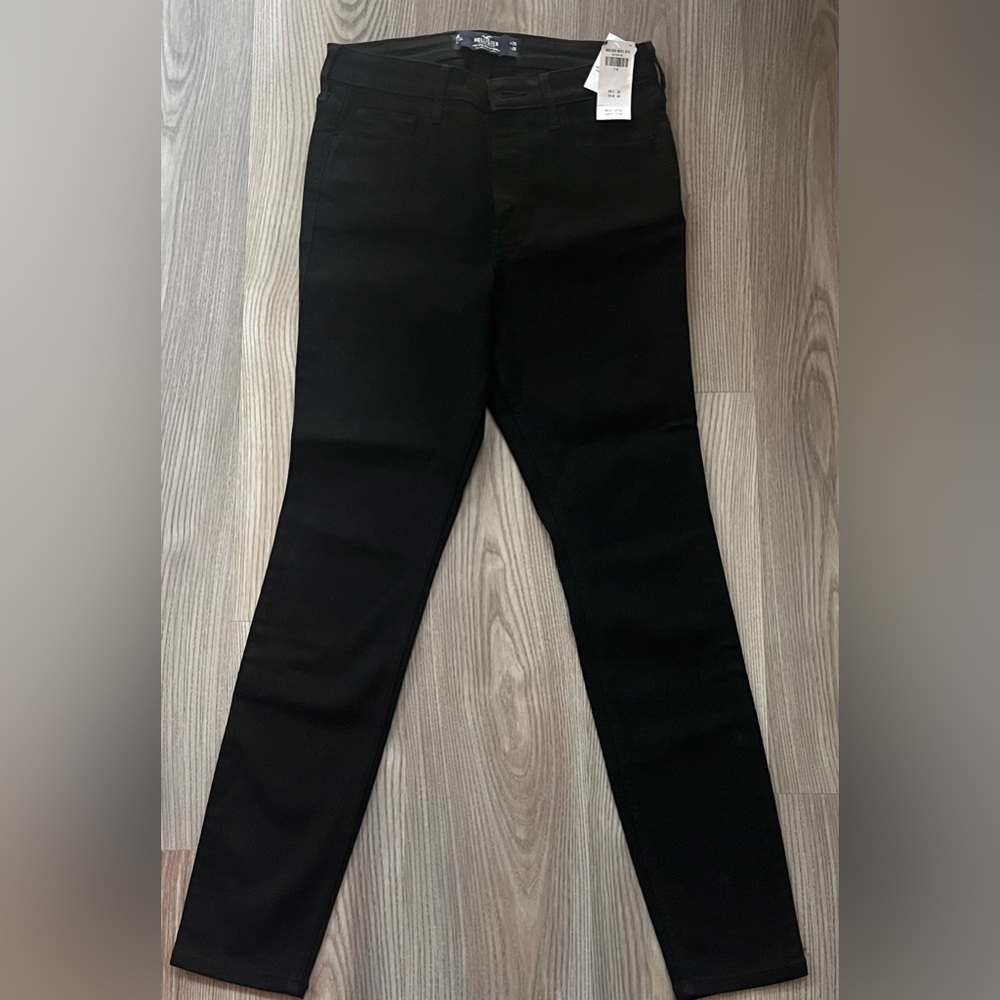 BRAND NEW! Hollister Highlights rise jeans